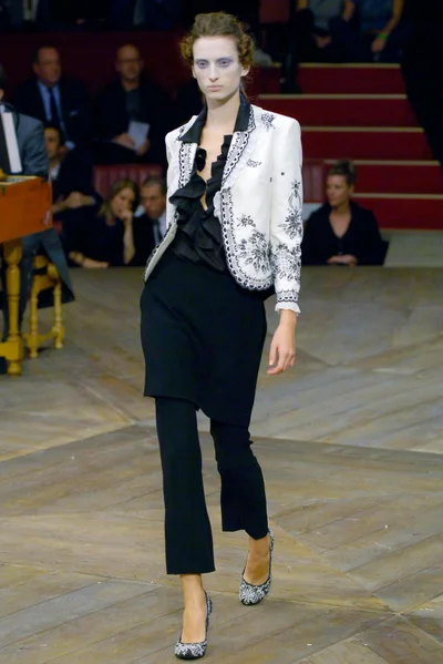 Look 14